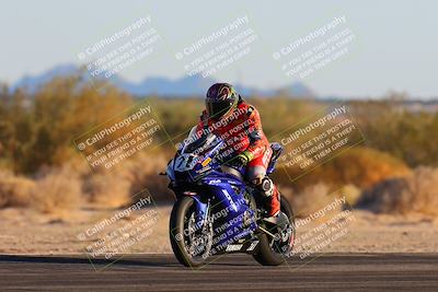 media/Dec-07-2024-CVMA (Sat) [[21c5f1ef85]]/Race 12-Supersport Middleweight/